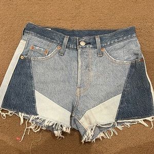Levi’s jean shorts size 25 in amazing condition